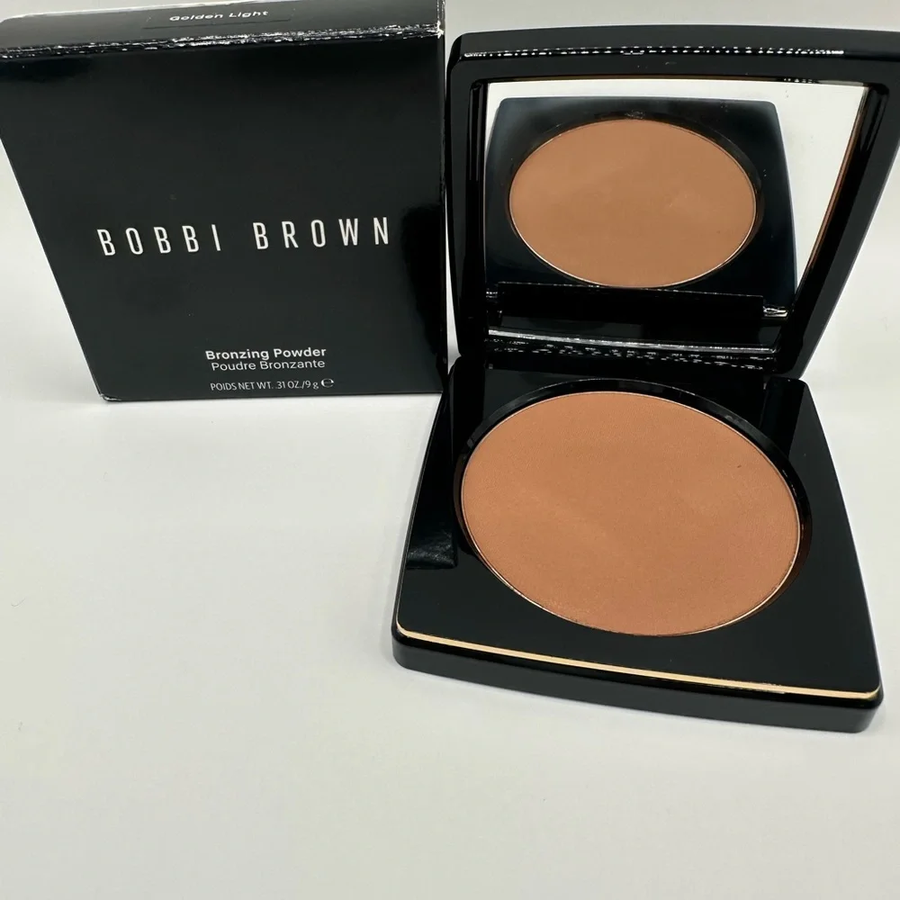 Bobbi Brown Bronzing Powder - Golden Light